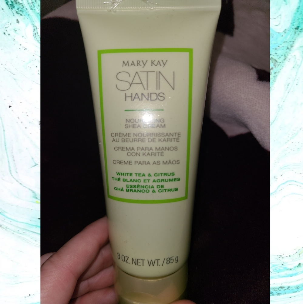 Mary Kay Satin Hands Lotion White Tea and Citrus 3oz NWT